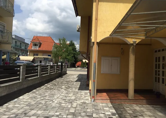 Διαμέρισμα Huerkecz Apartmanhaz Hévíz